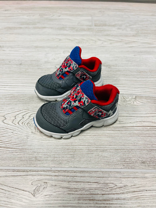 Under Armour Sneakers