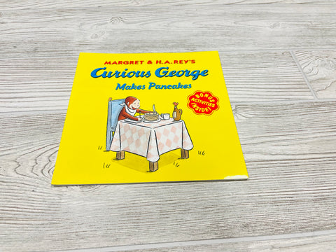 Curious George Makes Pancakes