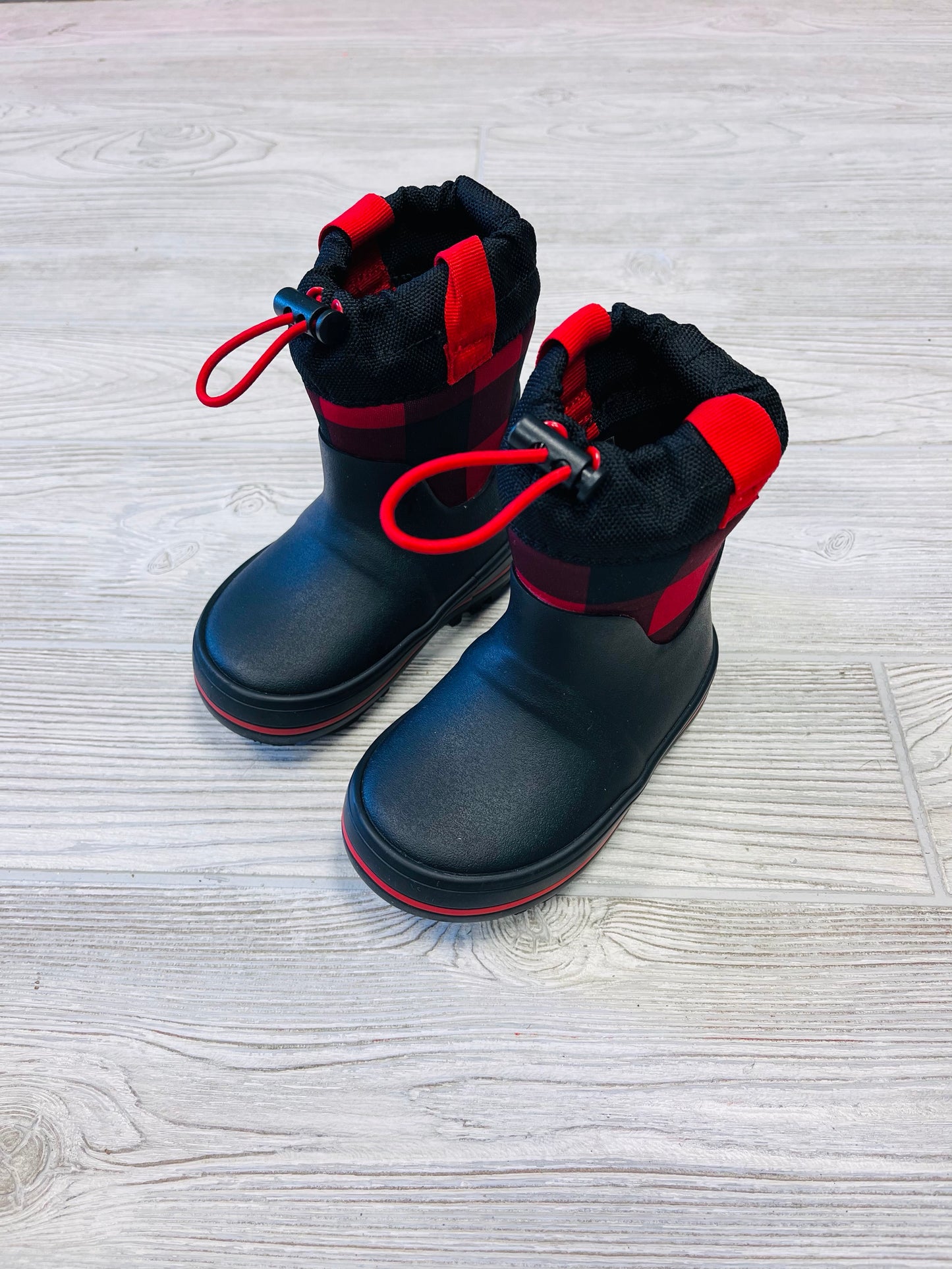 Cat & Jack Buffalo Plaid Snow Boots