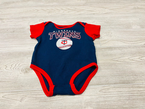 Genuine Merchandise Minnesota Twins Short Sleeve Onesie