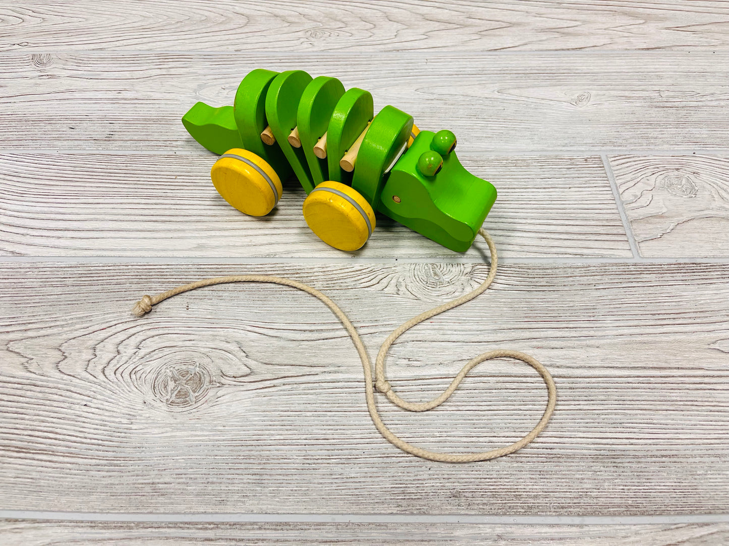 Plan Toys Dancing Alligator