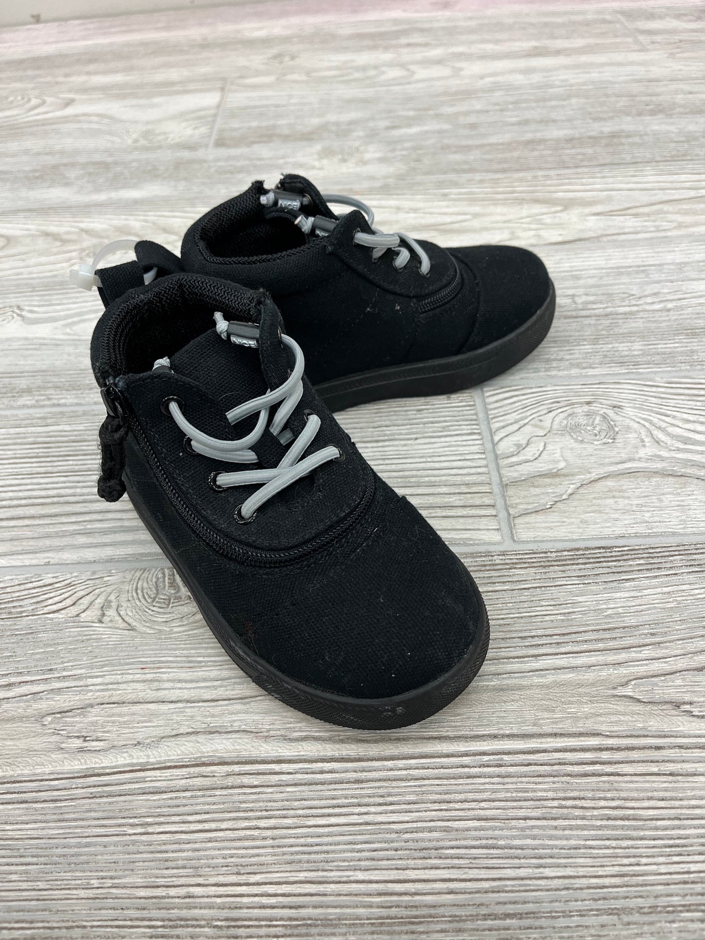 BILLY Black to the Floor Short Wrap Shoes
