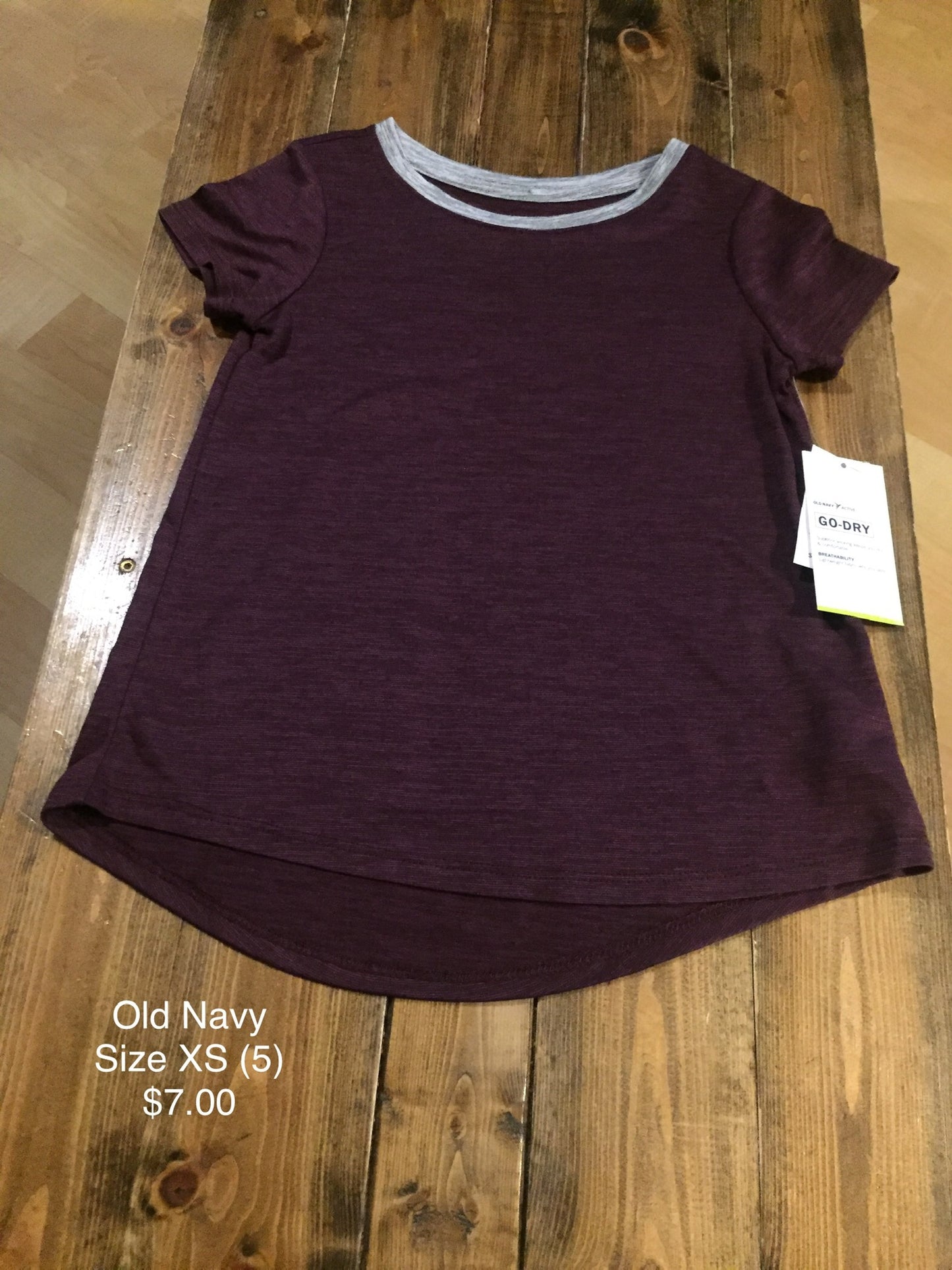 Old Navy Active Short Sleeve Shirt