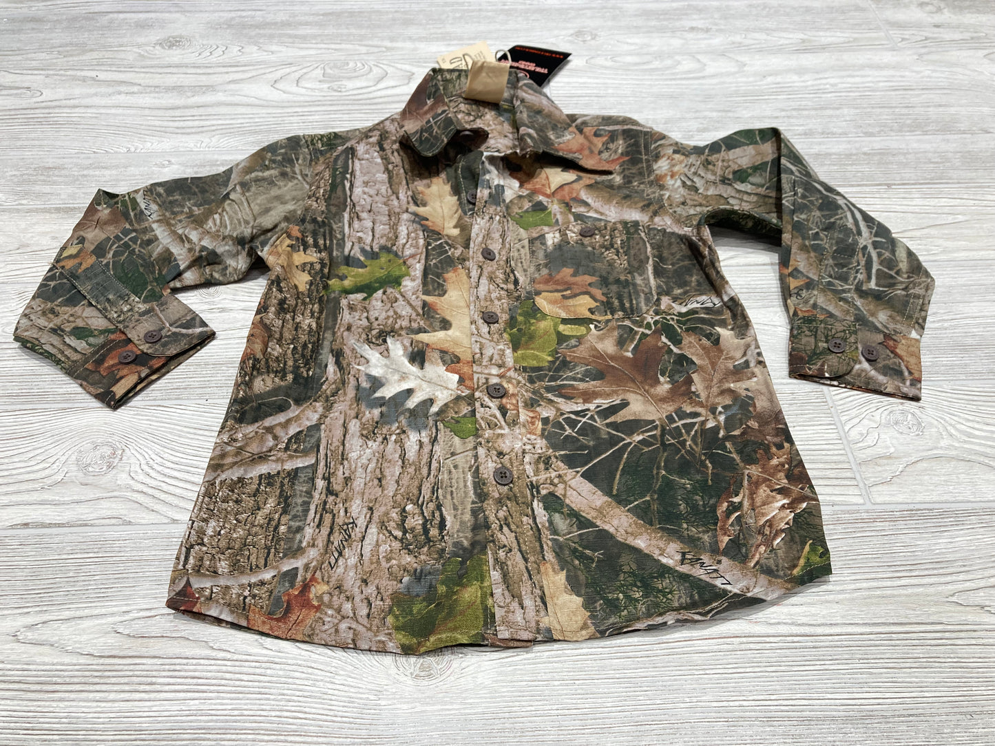 Red Head Brand Co. Long Sleeve Camo Button Down Shirt