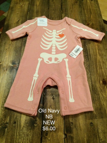 Old Navy Skeleton with Heart Outfit